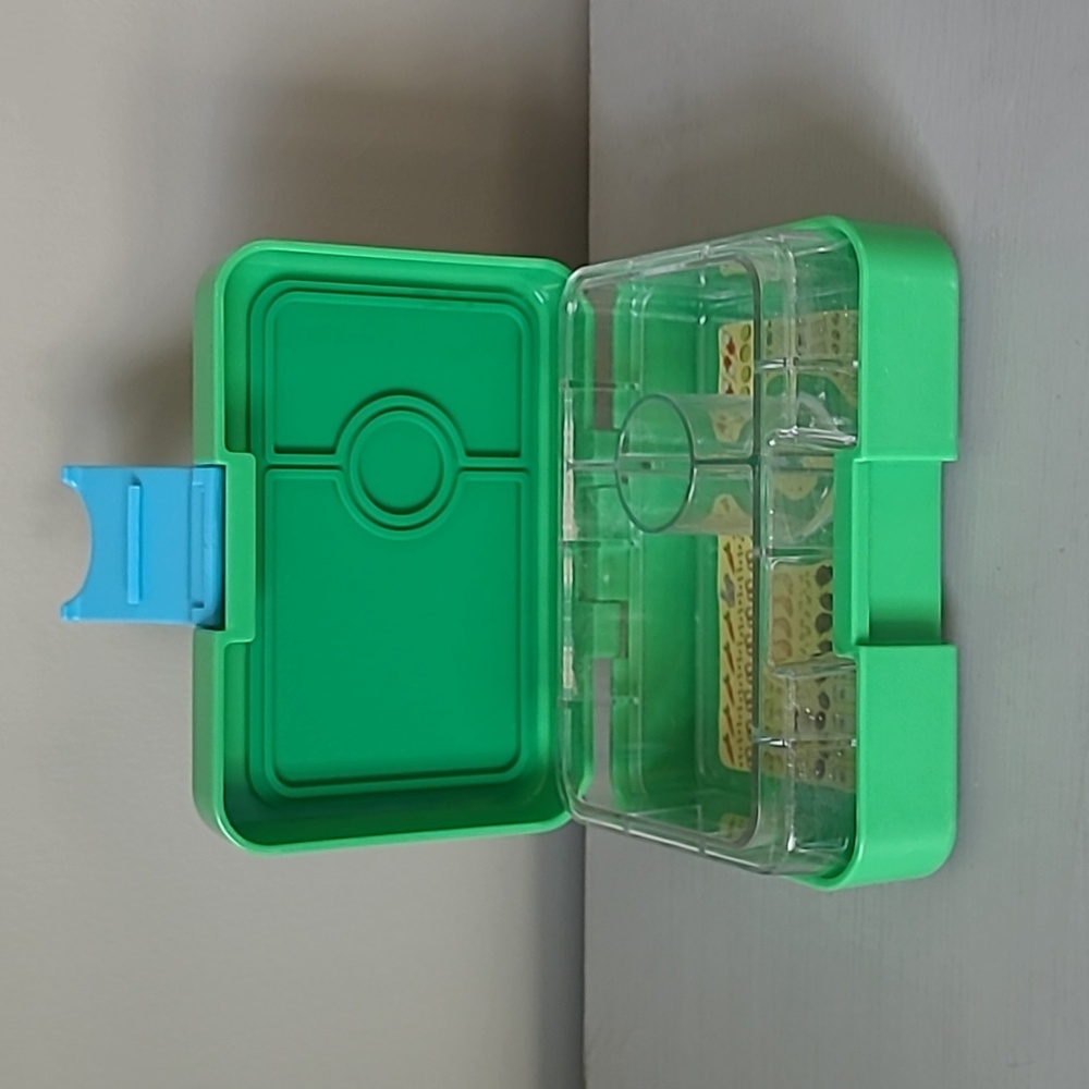 Yumbox Snack